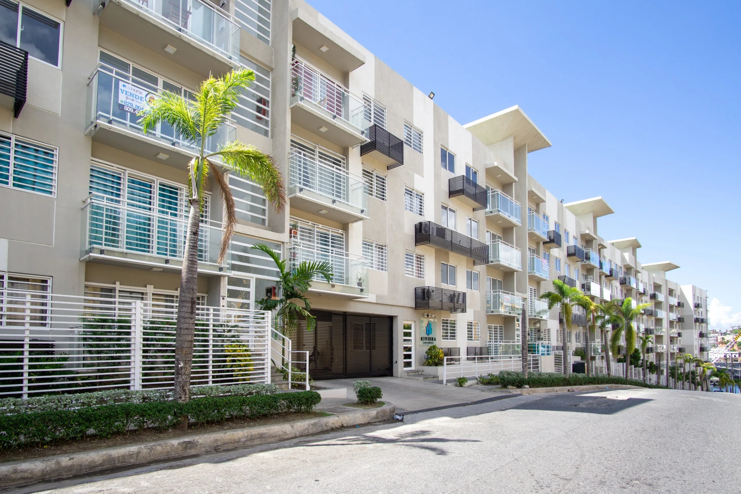 Riviera Colonial